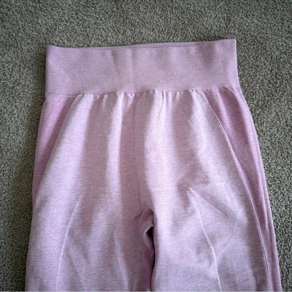 Gymshark Light Pink Seamless Leggings - Picture 3 of 5
